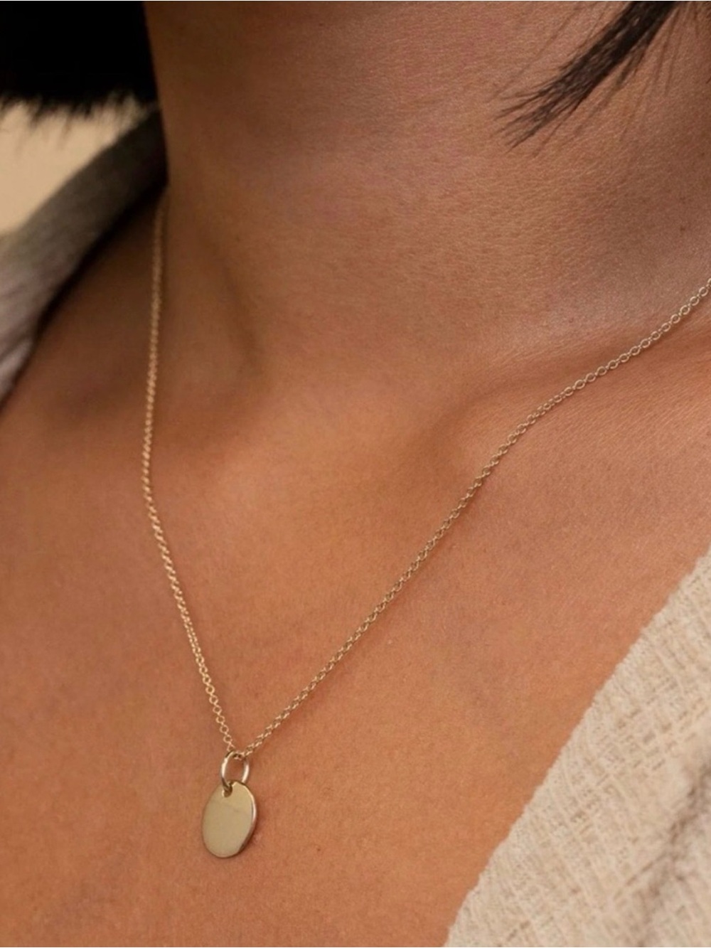 ❤️ 𝑵𝒆𝒘 𝒊𝒏 𝒃𝒐𝒙 Mejuri 14K Fine Jewelry Minimal Solid Gold Disc Pendant Necklace